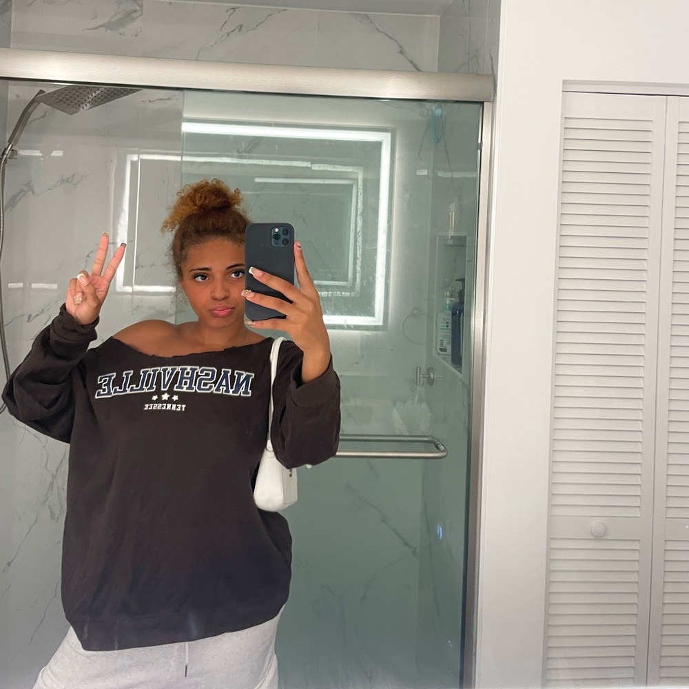 Nashville Graphic Sweatshirt